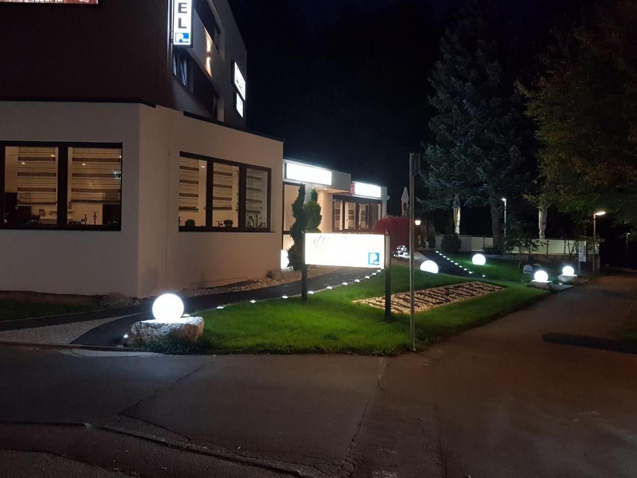 Waldhotel Sindelfingen am Eichholz Exterior foto